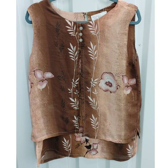 Kupu Kupu Top Sleeveless Split Front Whimsical Floral Medium Hawaiian - Picture 1 of 5